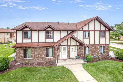 16230 85th Ave #3, Tinley Park, IL 60487