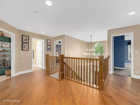 1015 S Gables Blvd, Wheaton, IL 60189 photo 18