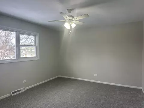 1770 Joseph Ct, Elgin, IL 60123 photo 8