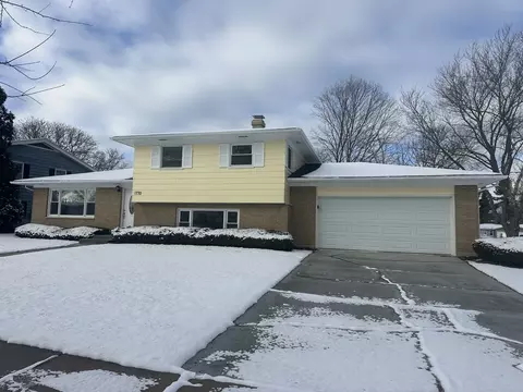 1770 Joseph Ct, Elgin, IL 60123
