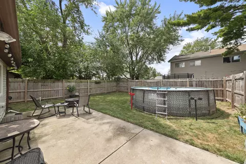 Other - 1068 Pheasant Run Ln, Aurora, IL 60504 photo 3 of 4