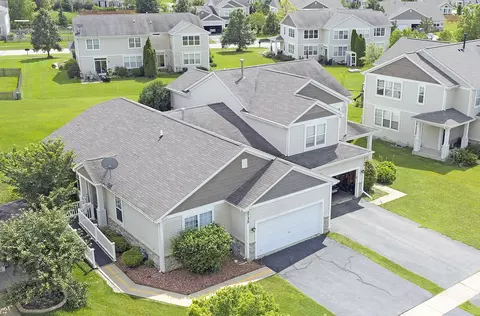2732 Verdi St, Woodstock, IL 60098