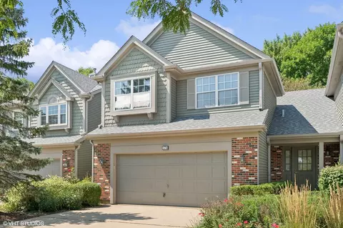 378 Bentley Pl, Buffalo Grove, IL 60089