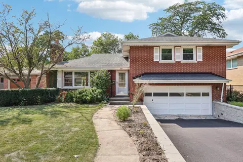 108 S Linden Ave, Elmhurst, IL 60126