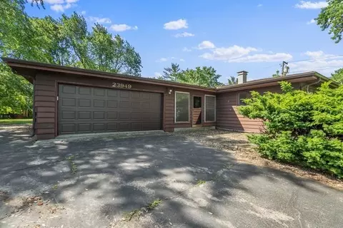 23949 W Mcclintock Rd, Channahon, IL 60410