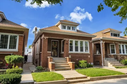 3524 W 64th St, Chicago, IL 60629