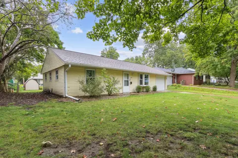 2003 E Michigan Ave, Urbana, IL 61802