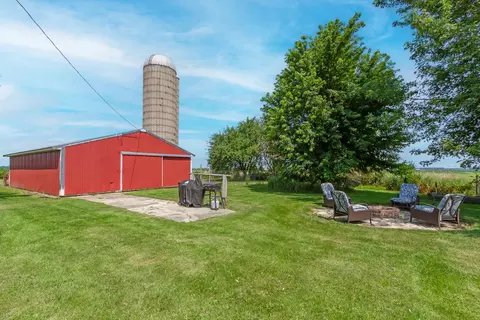 Exterior - 86 Glidden Rd, Kingston, IL 60145 photo 4 of 14