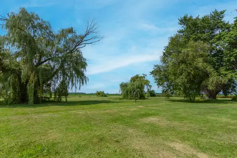 Exterior - 86 Glidden Rd, Kingston, IL 60145 photo 6 of 14