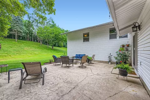845 Park Dr, Hoffman Estates, IL 60192 photo 29