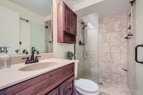 845 Park Dr, Hoffman Estates, IL 60192 photo 28