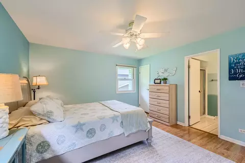845 Park Dr, Hoffman Estates, IL 60192 photo 18