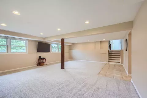 845 Park Dr, Hoffman Estates, IL 60192 photo 26