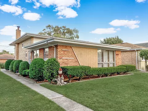 2919 Pearl St, Franklin Park, IL 60131