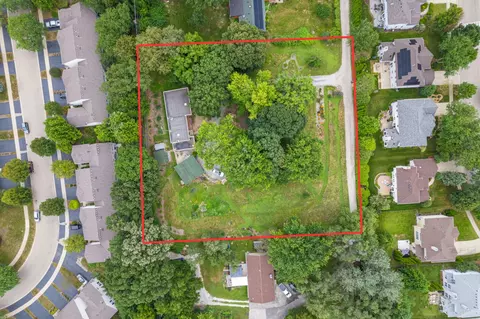 View/Area - 32 W482 Forest Dr, Aurora, IL 60502 photo 1 of 11