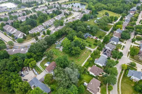 View/Area - 32 W482 Forest Dr, Aurora, IL 60502 photo 11 of 11