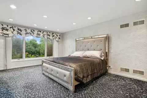 3652 Palm Canyon Dr, Northbrook, IL 60062 photo 12