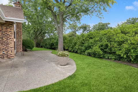 3652 Palm Canyon Dr, Northbrook, IL 60062 photo 24
