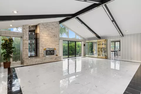 3652 Palm Canyon Dr, Northbrook, IL 60062 photo 5