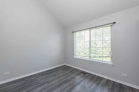 Bedroom - 2871 N Augusta Dr, Wadsworth, IL 60083 photo 1 of 2