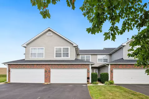 1505 Stoneridge Cir, Yorkville, IL 60560