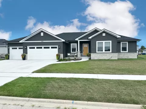 1668 Yorktown Dr, Bourbonnais, IL 60914