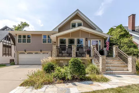 320 S Clifton Ave, Park Ridge, IL 60068