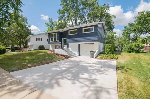 136 Egan Dr, Streamwood, IL 60107 photo 2