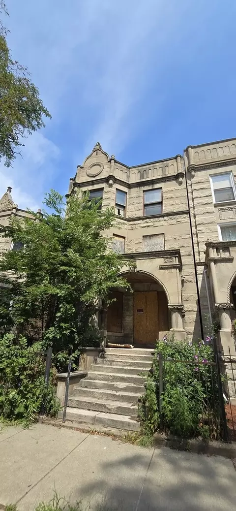 834 W Garfield Blvd, Chicago, IL 60609