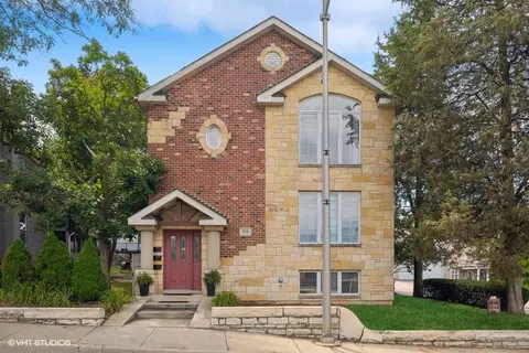 308 State St #1, Lemont, IL 60439