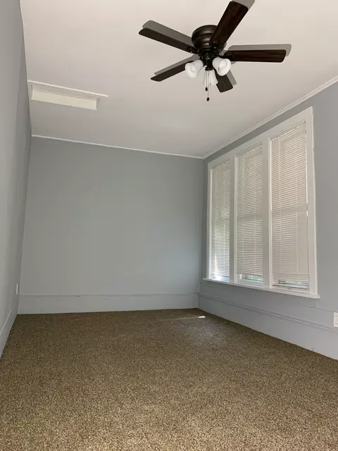 370 Ryerson Ave, Elgin, IL 60123 photo 20