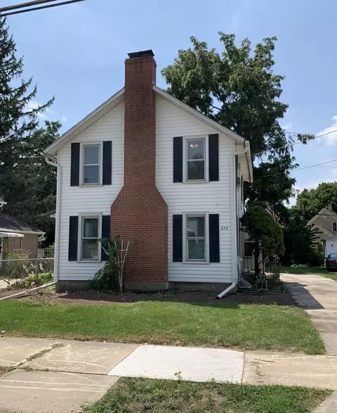 370 Ryerson Ave, Elgin, IL 60123
