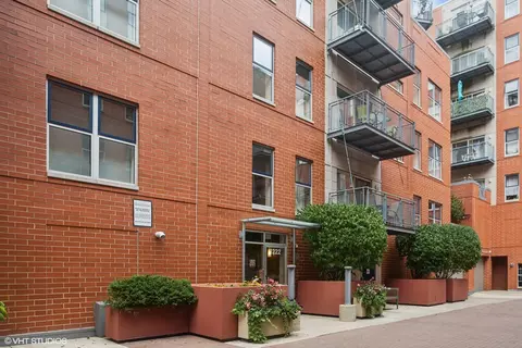 1222 Chicago Ave #503, Evanston, IL 60202