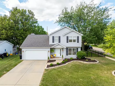 1700 Fairfield Dr, Normal, IL 61761