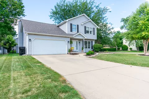 Exterior - 1700 Fairfield Dr, Normal, IL 61761 photo 1 of 8