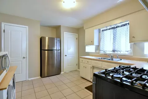 3919 213th Pl, Matteson, IL 60443 photo 4