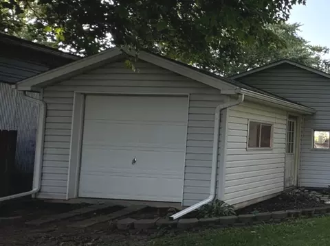 Exterior - 422 E 5th St, Byron, IL 61010 photo 5 of 5