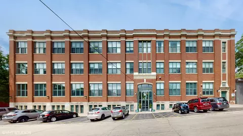 601 Linden Pl #122, Evanston, IL 60202