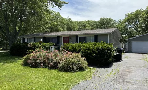 3611 Fillmore Rd, Johnsburg, IL 60051