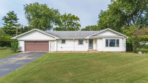 108 S Bass St, Cullom, IL 60929