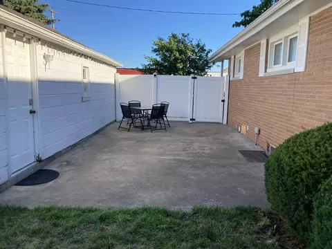 325 7th St, Chenoa, IL 61726 photo 29