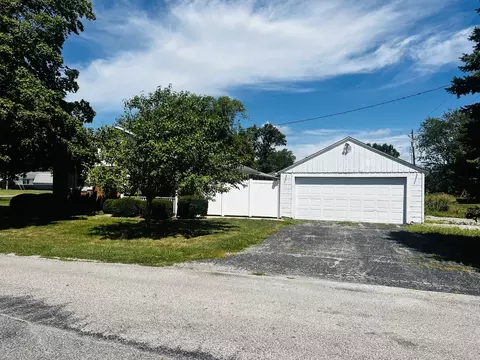 325 7th St, Chenoa, IL 61726 photo 28