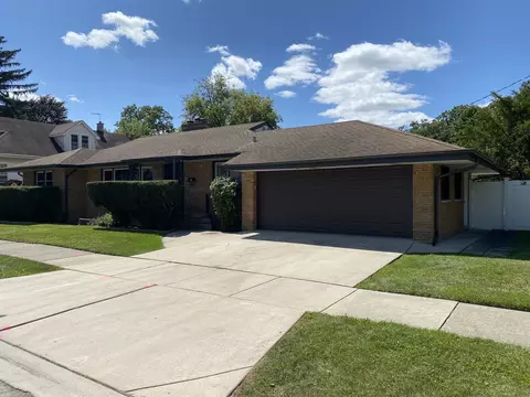 2820 N Forest Ave, River Grove, IL 60171