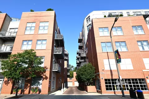 1236 Chicago Ave #607, Evanston, IL 60202