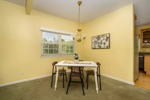 32535 Pilgrims Ct, Lakemoor, IL 60051 photo 6