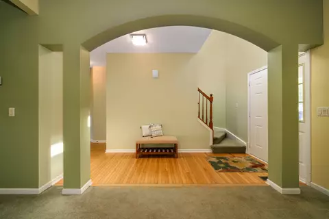 32535 Pilgrims Ct, Lakemoor, IL 60051 photo 3