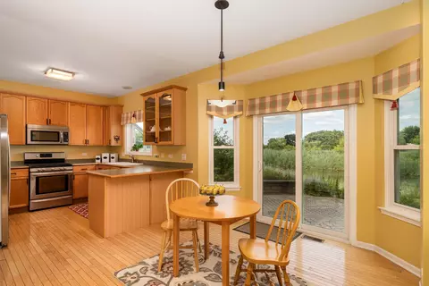 32535 Pilgrims Ct, Lakemoor, IL 60051 photo 10