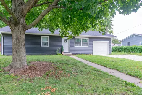 24102 W Hillcrest Dr, Plainfield, IL 60544
