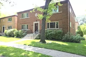 8029 Lake St #2, River Forest, IL 60305