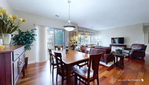 267 E Railroad Ave #208, Bartlett, IL 60103 photo 9